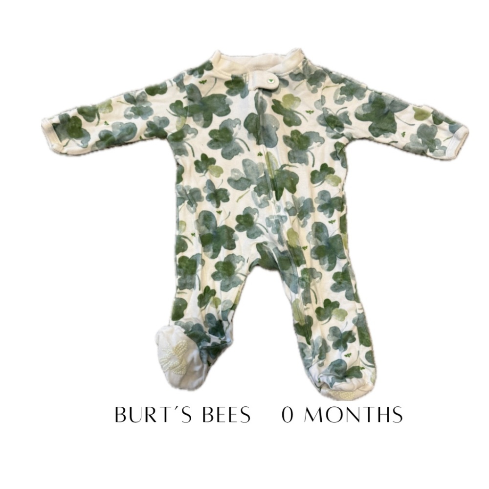 Burt’s Bees Newborn Shamrock Pjs, St Patrick’s sleepers